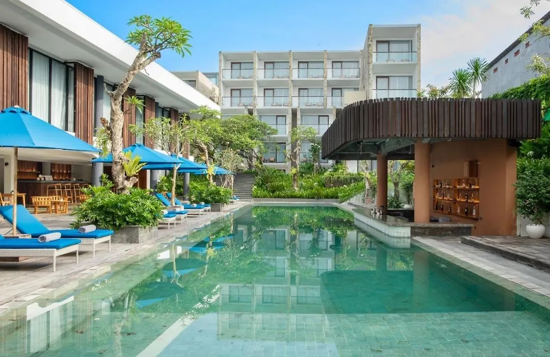 Dialoog Seminyak-1